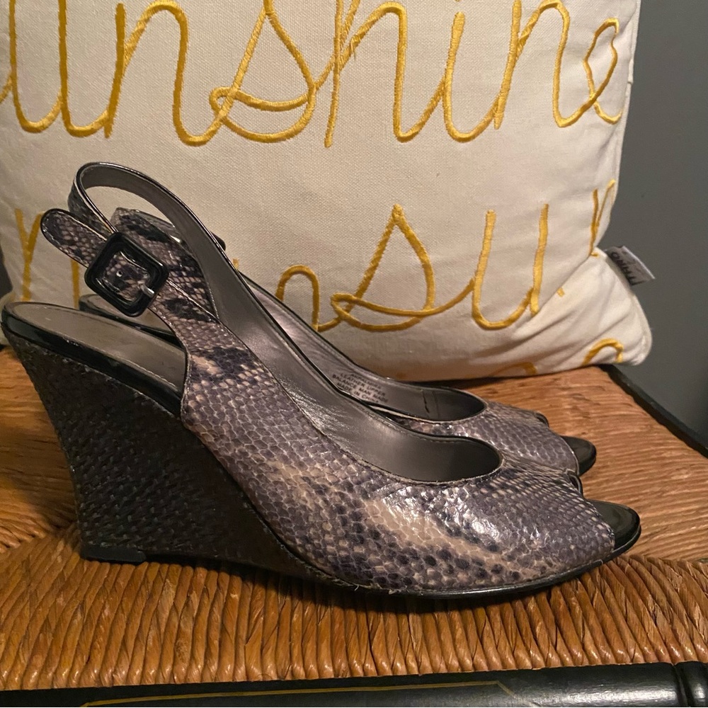 Anne Klein stylish leather sling back wedge